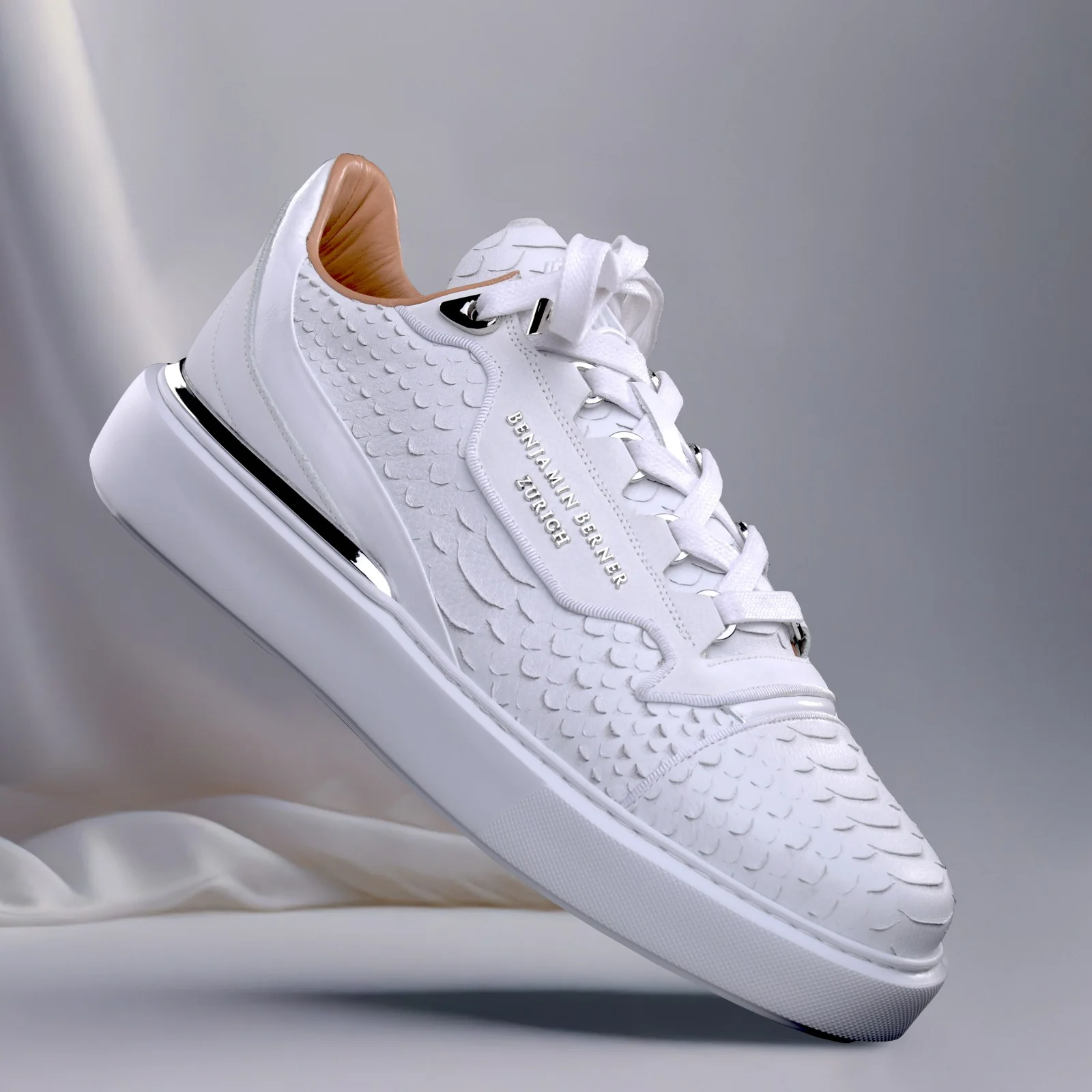 BNJ RAPHAEL Low-Top  ALL WHITE PYTHON CUT-MATT NAPPA - Image 5