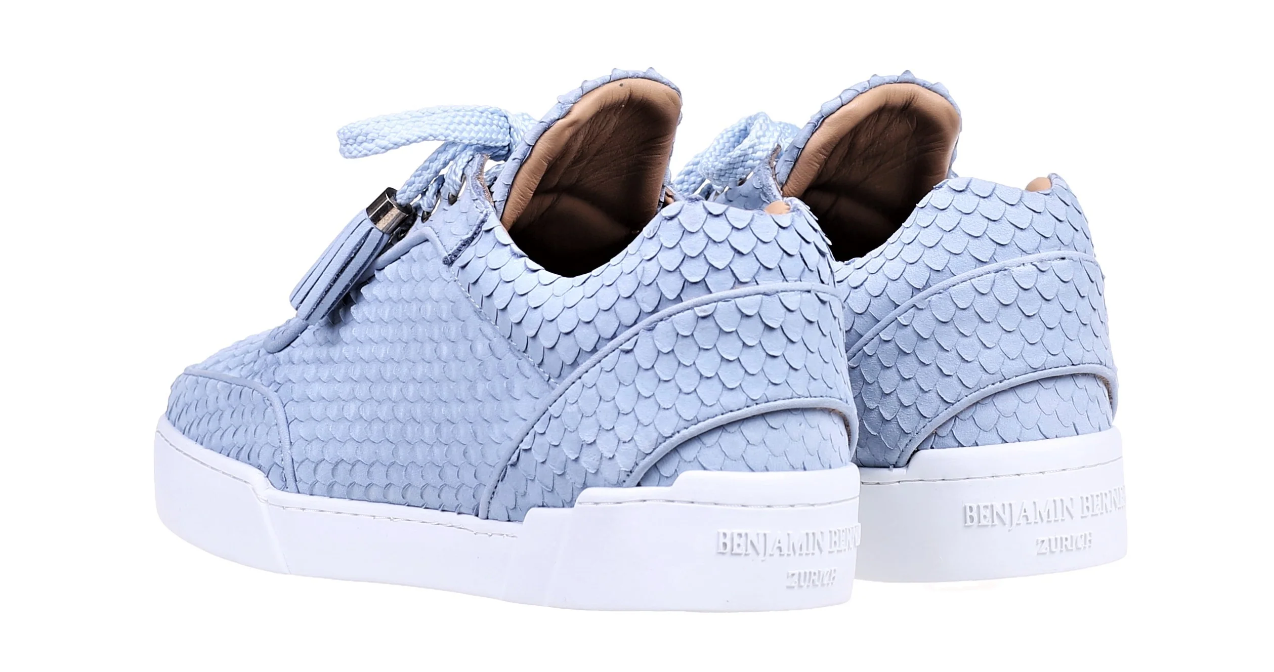 Women's Low-Top SKY BLUE COBRA CUT - Image 3