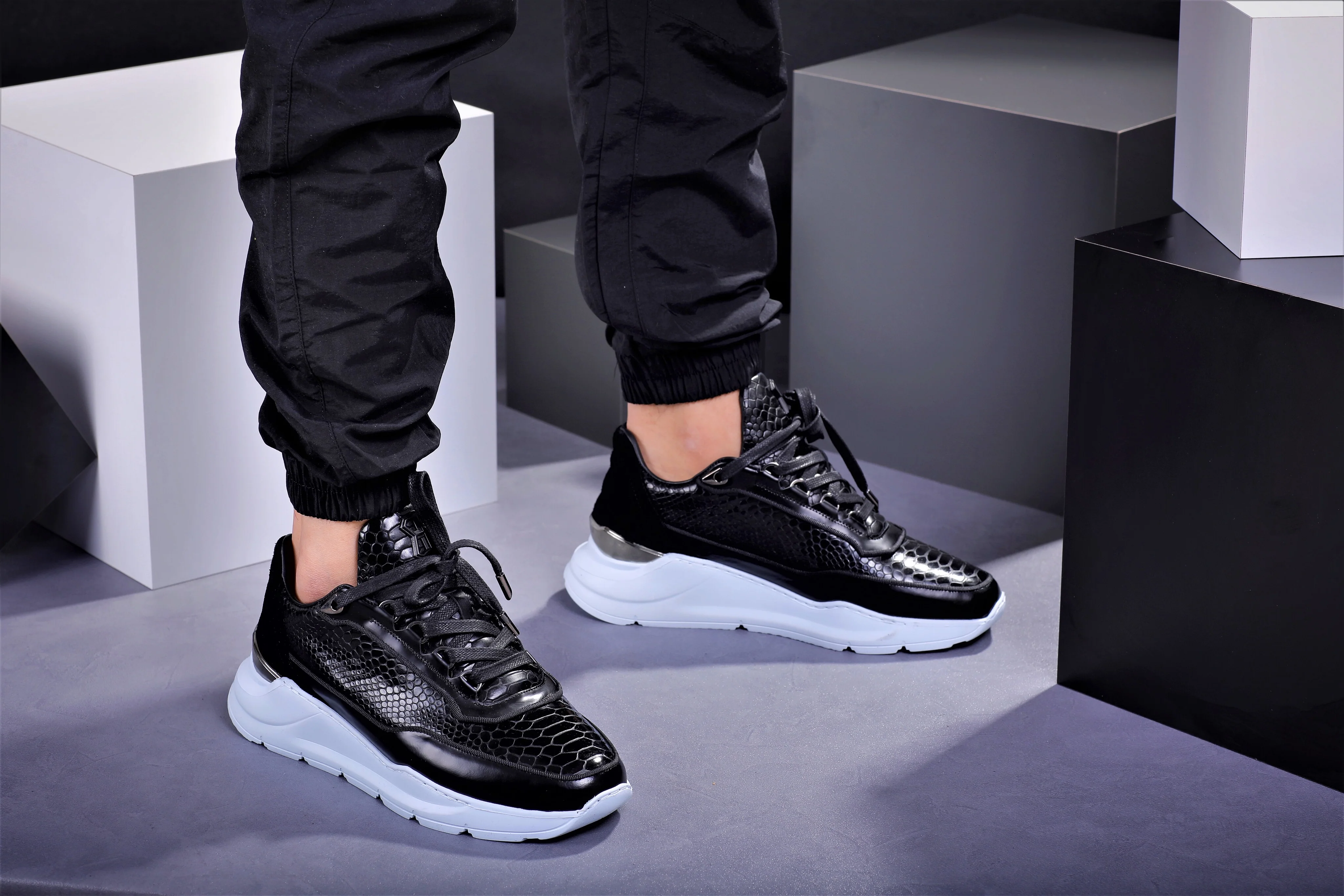 LOW-TOP BNJ HECTOR RUNNER PYTHON EFFECT BRUSHED LEATHER - Image 5