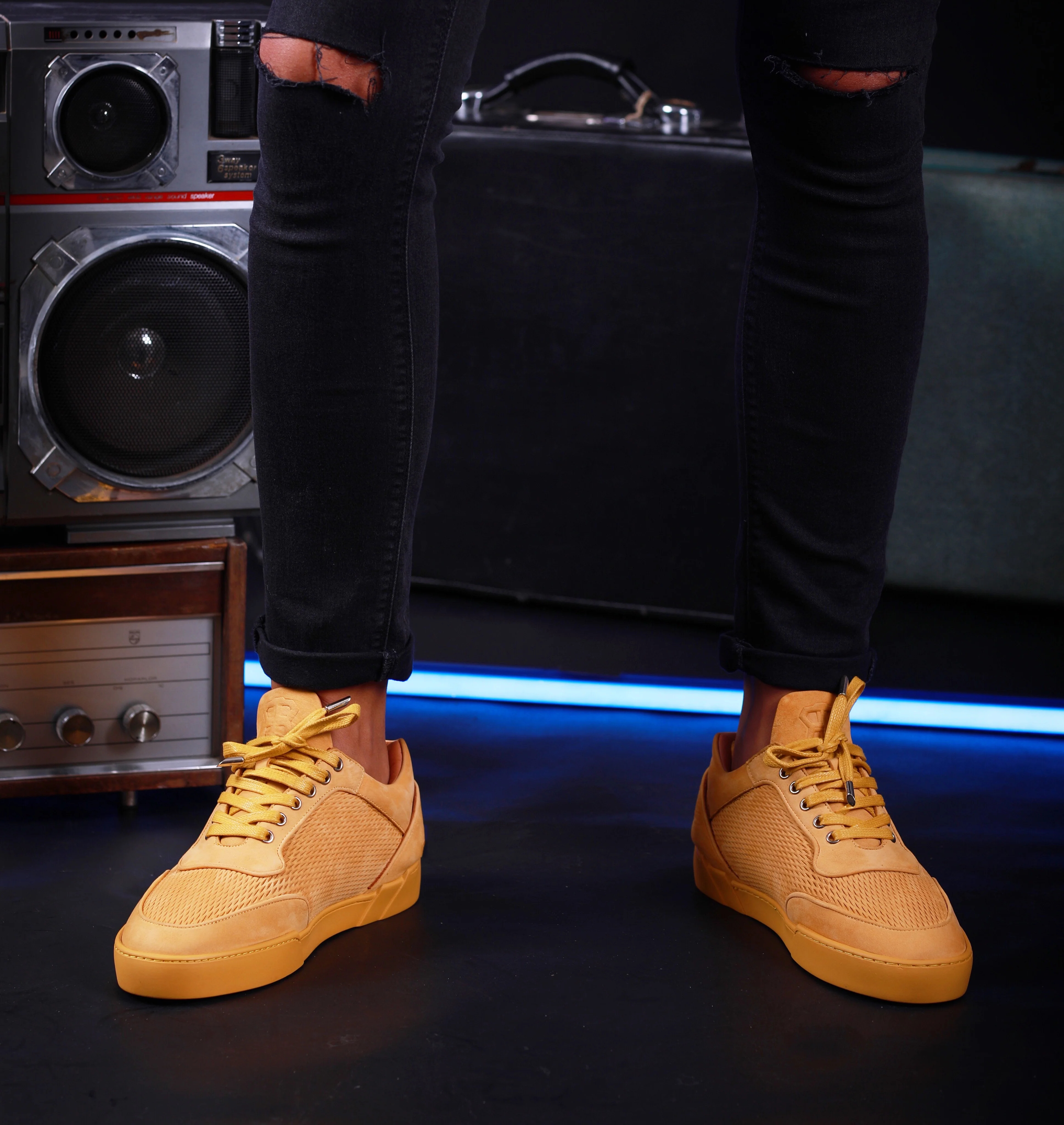 Low-Top Mustard - Image 5